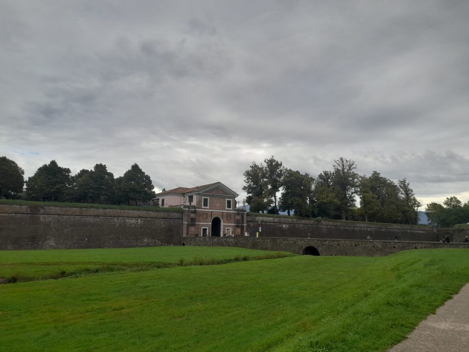 Visit Lucca in one day